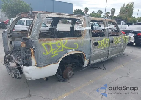 2004 GMC Yukon Xl 1500 Sle z USA, uszkodzony, nr VIN 3GKEC16T44G182411